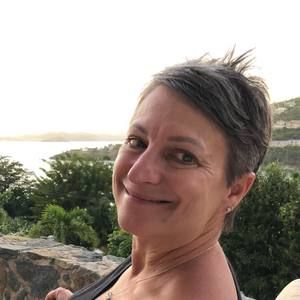 Meet your Posher, Malinda